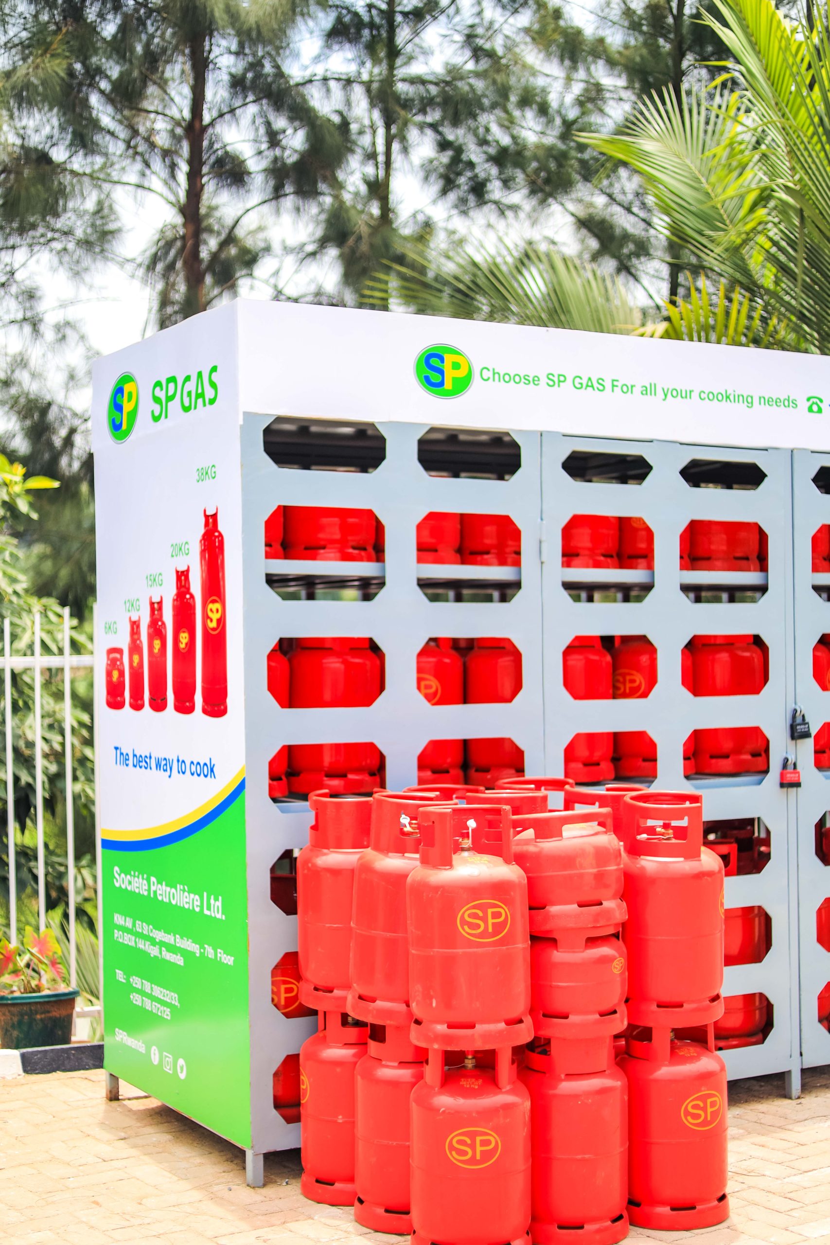 SP LPG gas bottles ready for safe domestic and commercial use.